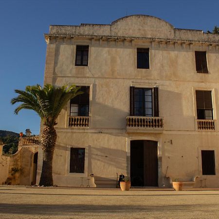 Can Rovira - Stunning Neoclassical Mansion, Just 20 Min Drive From Barcelona City Center, Ideal For Groups And Families 아레이야 외부 사진