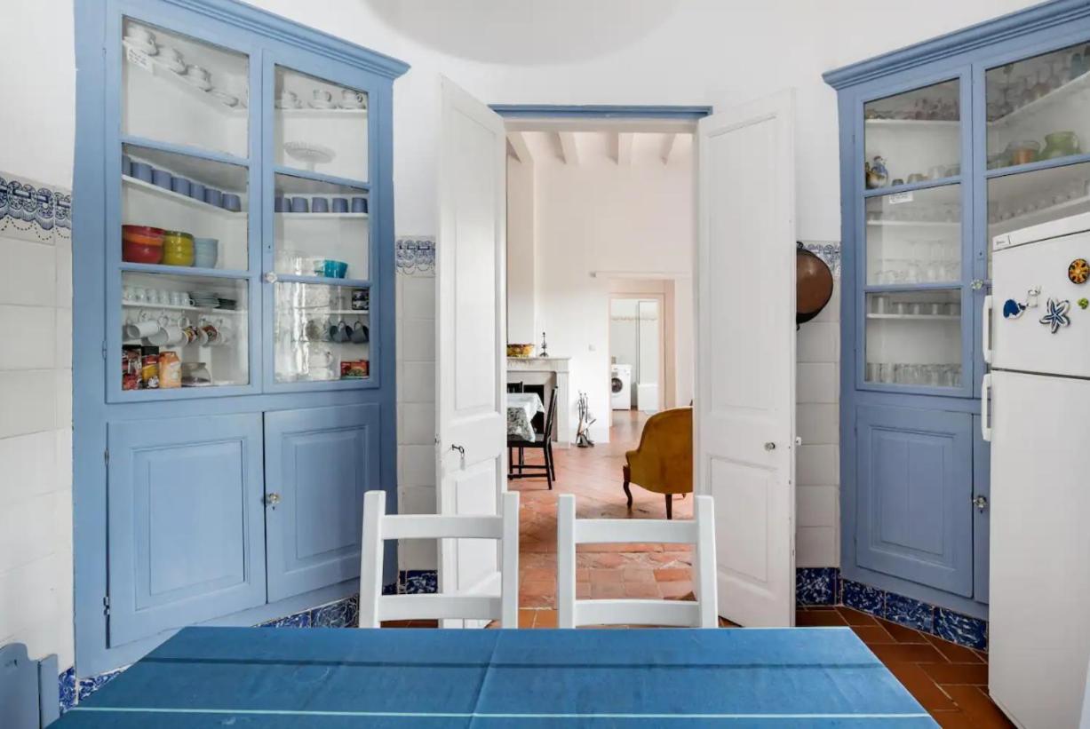 Can Rovira - Stunning Neoclassical Mansion, Just 20 Min Drive From Barcelona City Center, Ideal For Groups And Families 아레이야 외부 사진