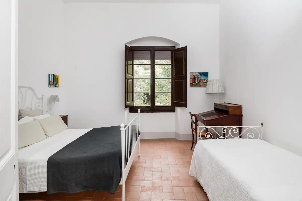 Can Rovira - Stunning Neoclassical Mansion, Just 20 Min Drive From Barcelona City Center, Ideal For Groups And Families 아레이야 외부 사진