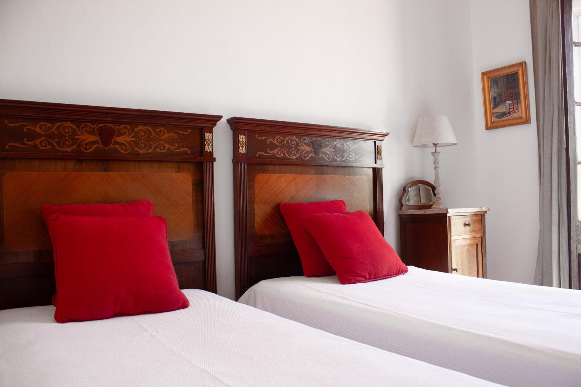 Can Rovira - Stunning Neoclassical Mansion, Just 20 Min Drive From Barcelona City Center, Ideal For Groups And Families 아레이야 외부 사진