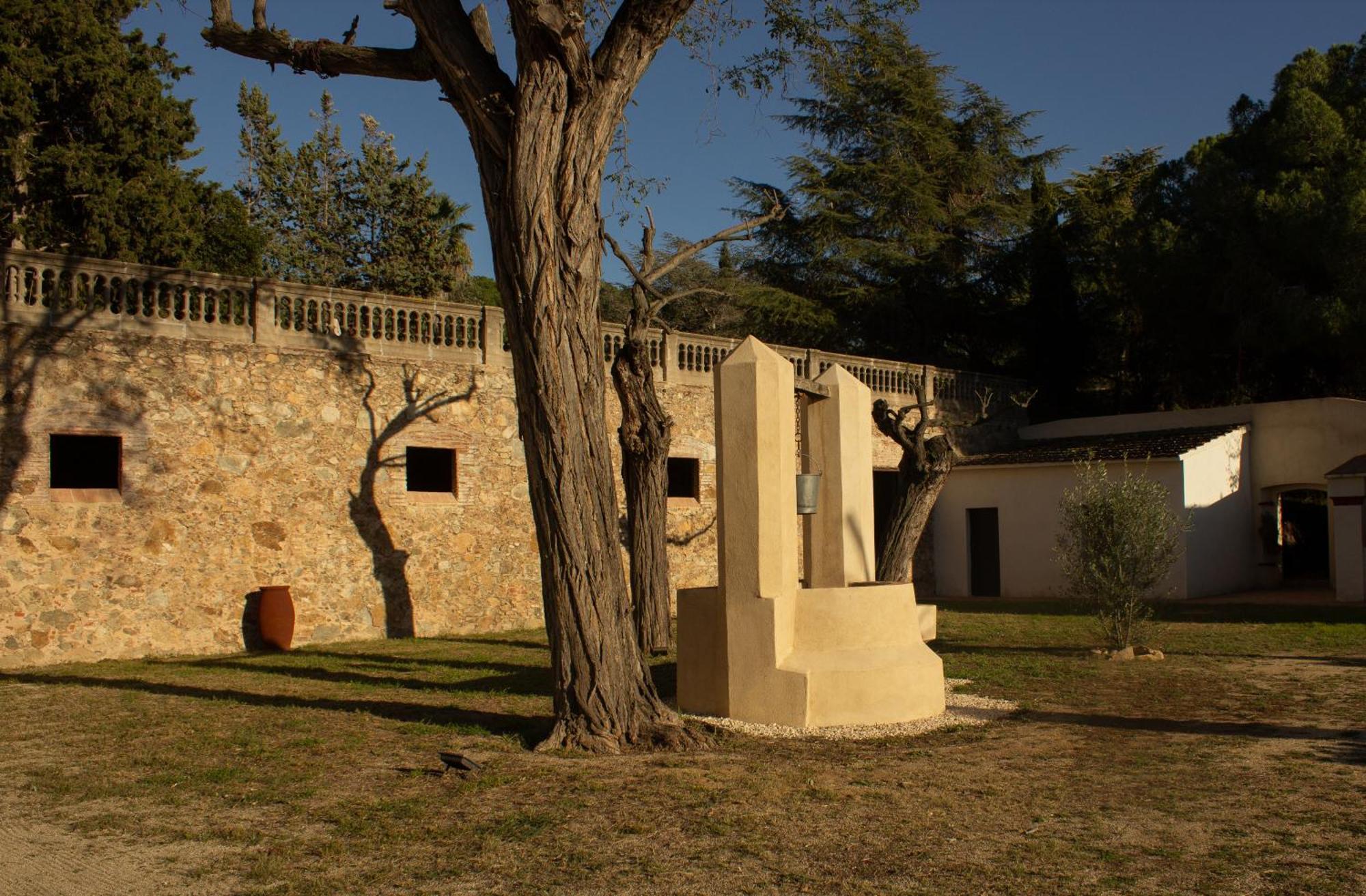 Can Rovira - Stunning Neoclassical Mansion, Just 20 Min Drive From Barcelona City Center, Ideal For Groups And Families 아레이야 외부 사진