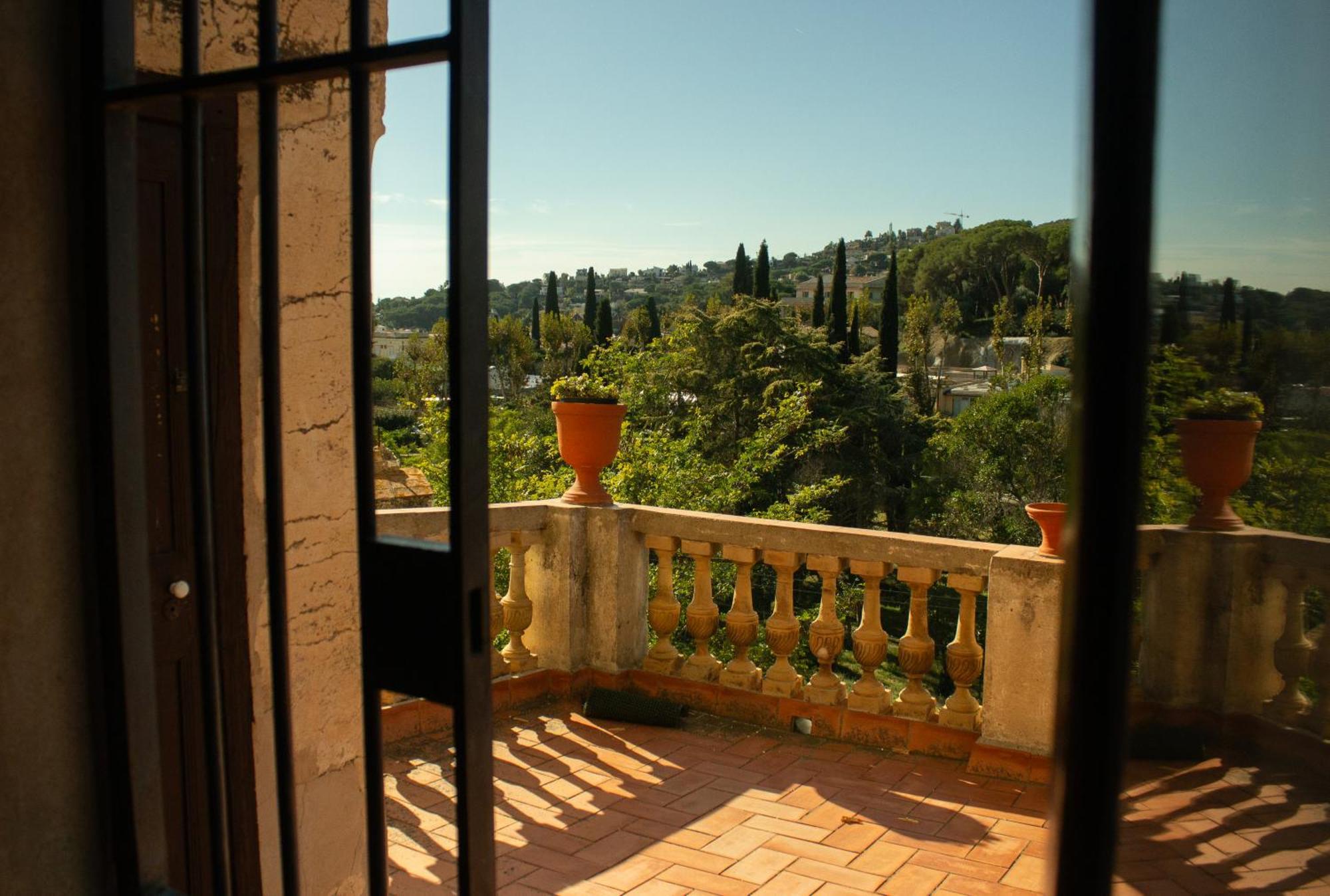 Can Rovira - Stunning Neoclassical Mansion, Just 20 Min Drive From Barcelona City Center, Ideal For Groups And Families 아레이야 외부 사진